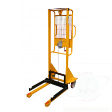 Hand winch stacker with automatic friction brake, capacity Kg. 300
