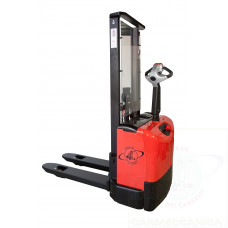 Self propelled  stacker lifting height mm 1.600