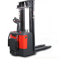 Self propelled stacker