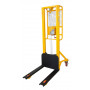 Hand winch stacker Kg. 200, lifting height mt. 2500